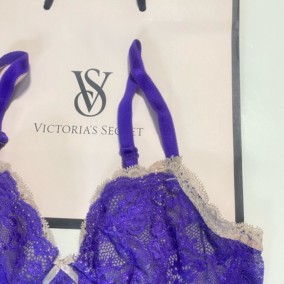 Victoria's Secret Purple Lace Bra - Picture 5 of 8